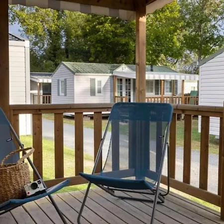 Camping Zecamping 4 Jacuzzi Piscine Chauffee A 1Km De La Plage Pet Friendly Saint-Jean-de-Monts
