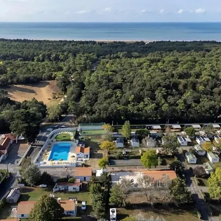 Zecamping 4 Jacuzzi Piscine Chauffee A 1Km De La Plage Pet Friendly