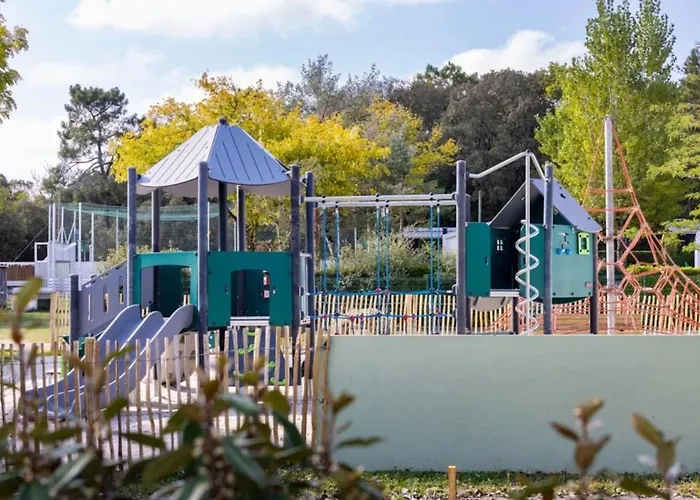 Parque de Campismo 4 Etoiles - Piscine - Cbgcb0b *