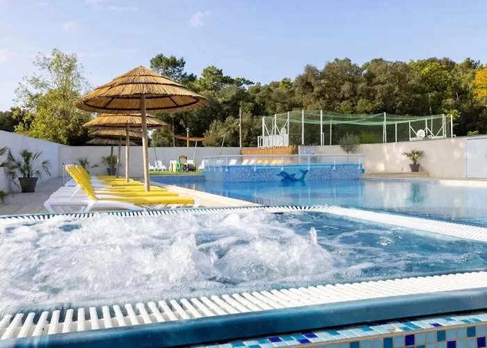 4 Etoiles - Piscine - Cbgcb0b Parque de Campismo *