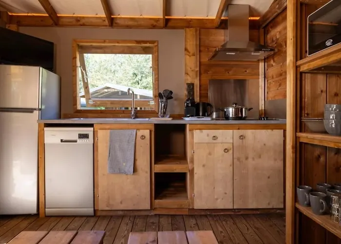 4 Etoiles - Piscine - Cbgcb0b *