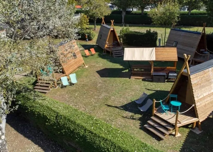 Feriehus Zecamping 4 Jacuzzi Piscine Chauffee A 1Km De La Plage Pet Friendly Saint-Jean-de-Monts