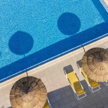 Campingplatz 4 Etoiles - Piscine - Cbgcb0b *