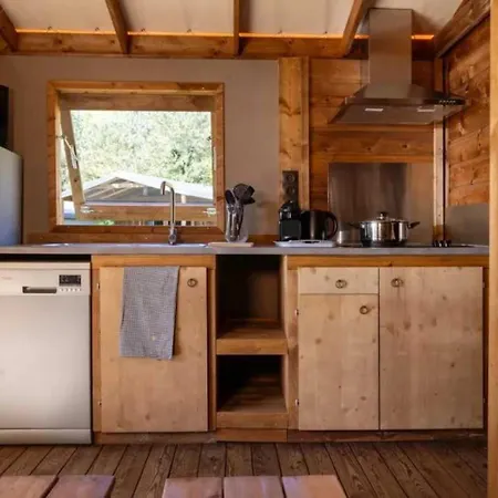 4 Etoiles - Piscine - Cbgcb0b