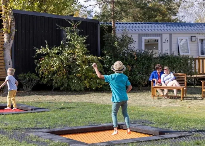 4 Etoiles - Piscine - Cbgcb0b *