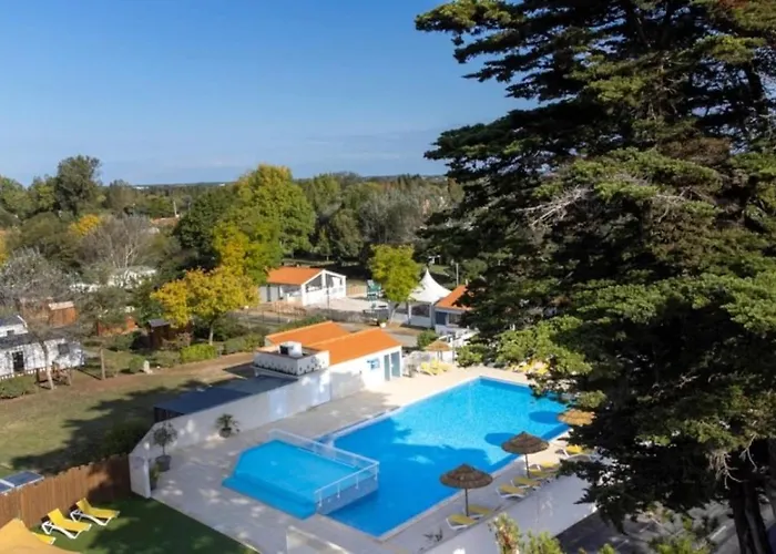 4 Etoiles - Piscine - Cbgcb0b אתר קמפינג